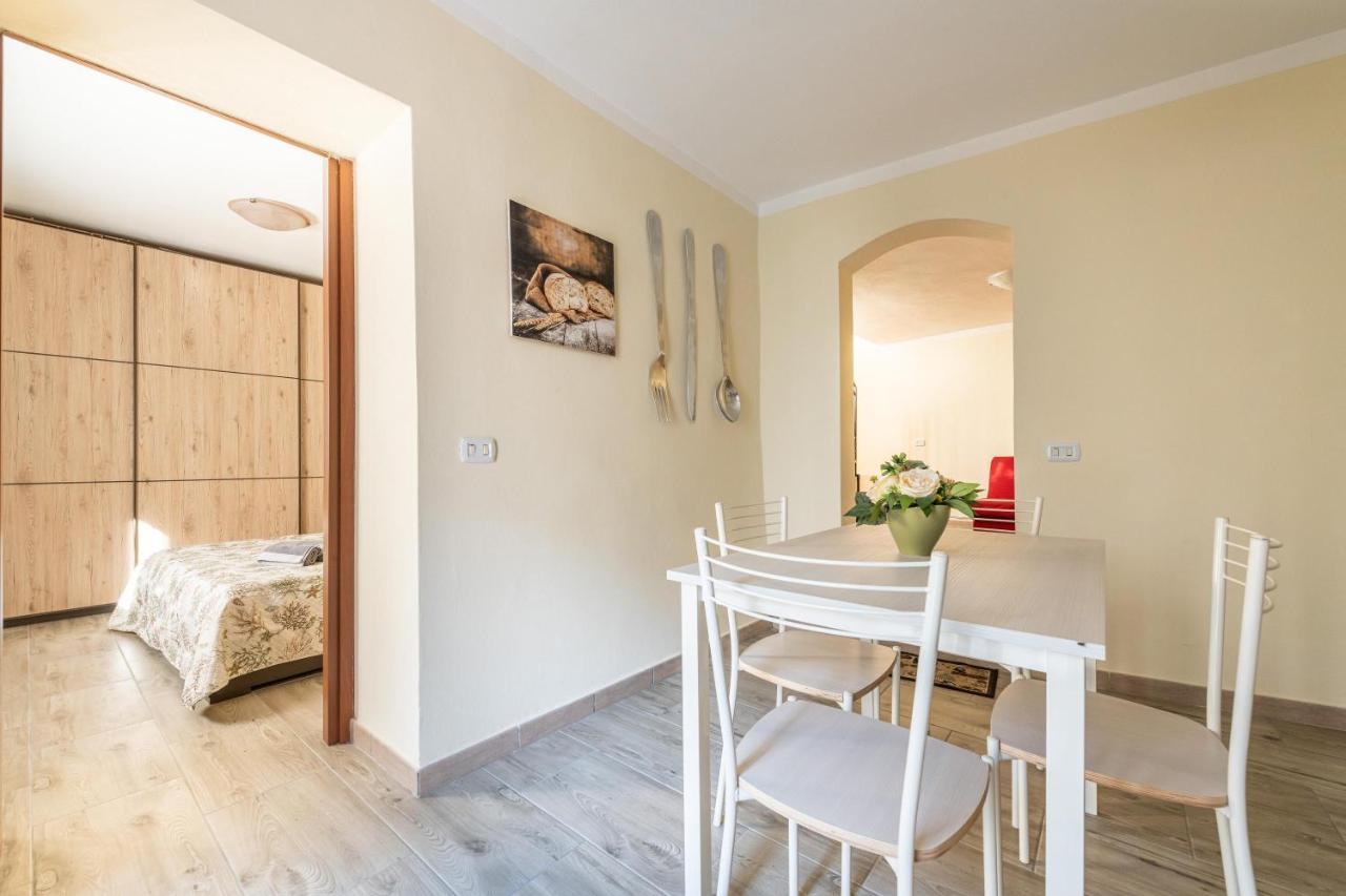 Casa Di Stefania Apartment Fluminimaggiore Luaran gambar